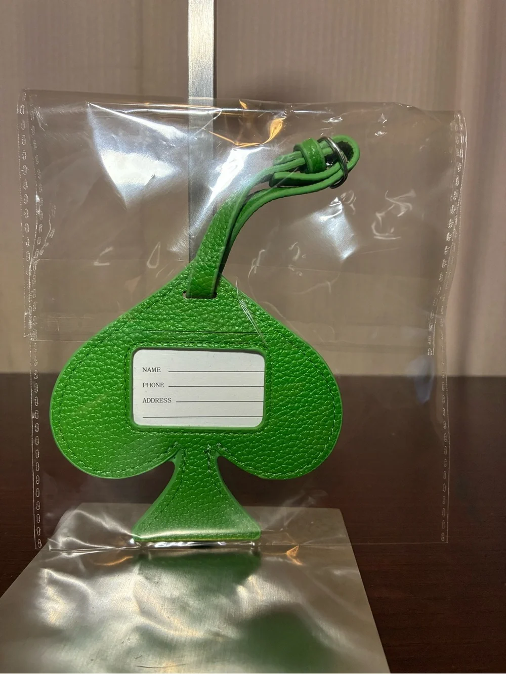 kate spade bright green spade luggage tag